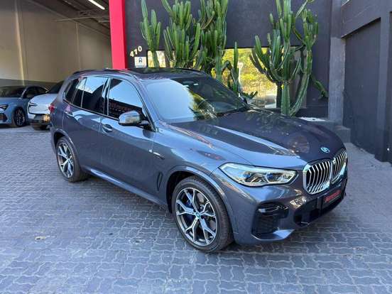 BMW-X5-3.0 I6 TURBO HÍBRIDO XDRIVE45E M SPORT AUTOMÁTICO BMW-X5-2021