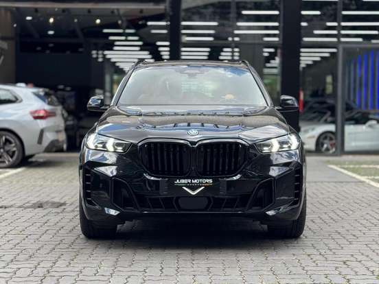 BMW-X5-3.0 I6 TURBO HÍBRIDO XDRIVE50E M SPORT AUTOMÁTICO BMW-X5-2023