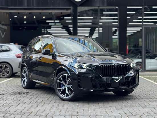 BMW-X5-3.0 I6 TURBO HÍBRIDO XDRIVE50E M SPORT AUTOMÁTICO BMW-X5-2023