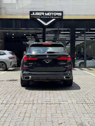 BMW-X5-2023