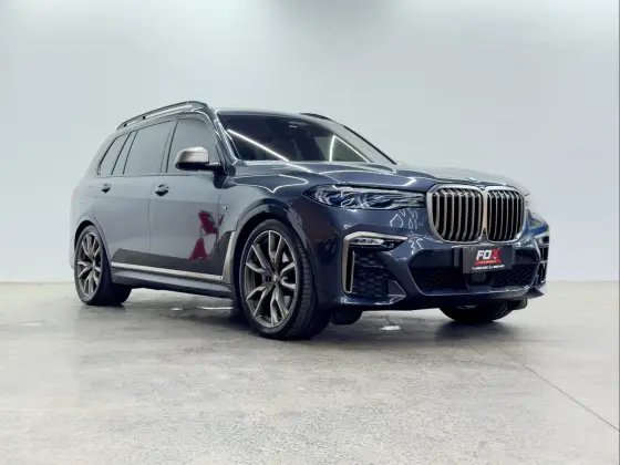BMW X7 4.4 V8 GASOLINA M50i STEPTRONIC BMW X7 4.4 V8 GASOLINA M50i STEPTRONIC