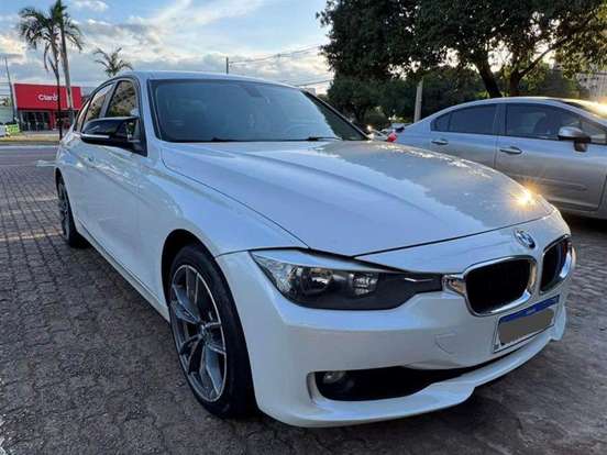 BMW-316i-1.6 SEDAN 16V TURBO GASOLINA 4P AUTOMATICO BMW-316i-2014