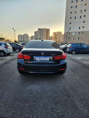 BMW-320i-2015