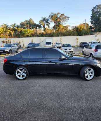 BMW-320i-2015