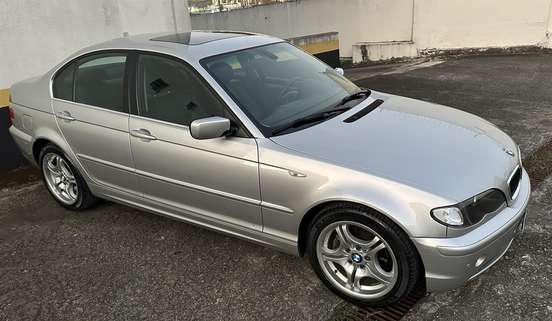 BMW-325i-2003