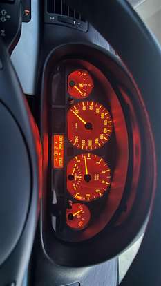 BMW-325i-2003