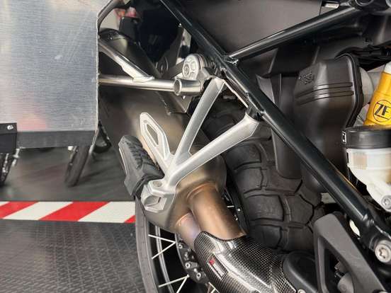 BMW-R 1250 GS ADVENTURE PREMIUM TRIPLE BLACK BMW-R 1250 GS ADVENTURE PREMIUM TRIPLE BLACK-2023