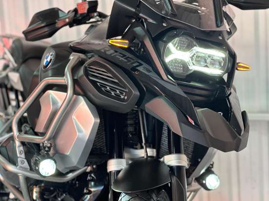 BMW-R 1250 GS ADVENTURE TRIPLE BLACK BMW-R 1250 GS ADVENTURE TRIPLE BLACK-2023