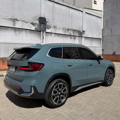 BMW-X1-2023