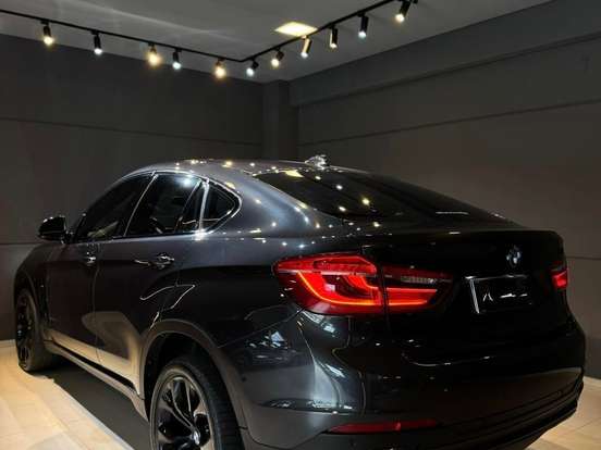 BMW-X6-3.0 35I 4X4 COUPÉ 6 CILINDROS 24V GASOLINA 4P AUTOMÁTICO BMW-X6-2016