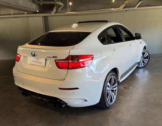 BMW-X6-2011