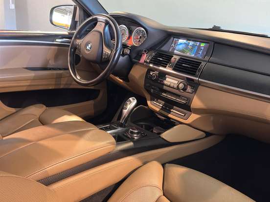 BMW-X6-4.4 M 4X4 COUPÉ V8 32V BI-TURBO GASOLINA 4P AUTOMÁTICO BMW-X6-2011