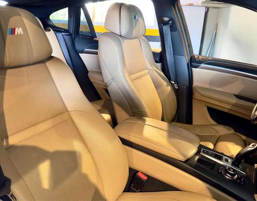 BMW-X6-2011