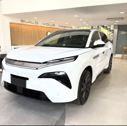 BYD ATTO 8 1.5 TURBO PHEV AWD AUTOMÁTICO BYD ATTO 8 1.5 TURBO PHEV AWD AUTOMÁTICO