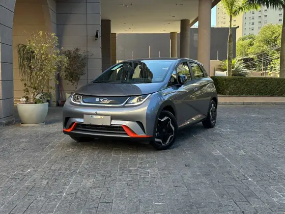 BYD DOLPHIN 44,9 KW ELÉTRICO GS BYD DOLPHIN 44,9 KW ELÉTRICO GS