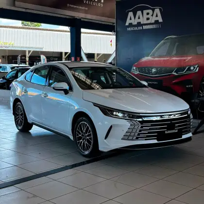 BYD KING 1.5 DM-I PHEV GS AUTOMÁTICO BYD KING 1.5 DM-I PHEV GS AUTOMÁTICO