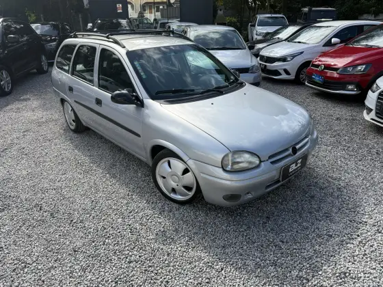 CHEVROLET CORSA 1.6 MPFI GL WAGON 8V GASOLINA 4P MANUAL CHEVROLET CORSA 1.6 MPFI GL WAGON 8V GASOLINA 4P MANUAL