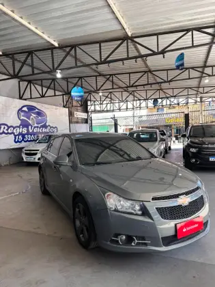 CHEVROLET CRUZE 1.8 LT 16V FLEX 4P MANUAL