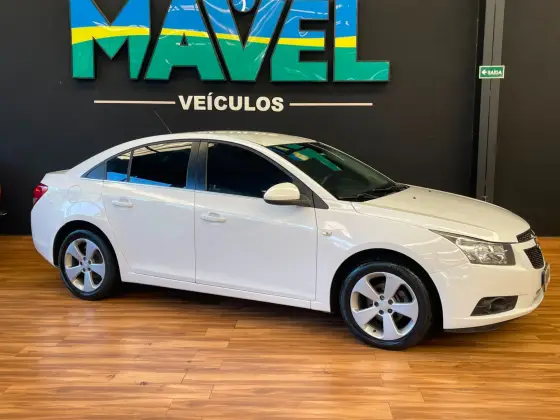 CHEVROLET CRUZE 1.8 LT 16V FLEX 4P MANUAL CHEVROLET CRUZE 1.8 LT 16V FLEX 4P MANUAL