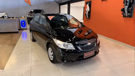 CHEVROLET ONIX 1.0 MPFI LT 8V FLEX 4P MANUAL CHEVROLET ONIX 1.0 MPFI LT 8V FLEX 4P MANUAL