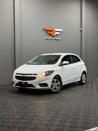 CHEVROLET ONIX 1.4 MPFI LT 8V FLEX 4P MANUAL CHEVROLET ONIX 1.4 MPFI LT 8V FLEX 4P MANUAL