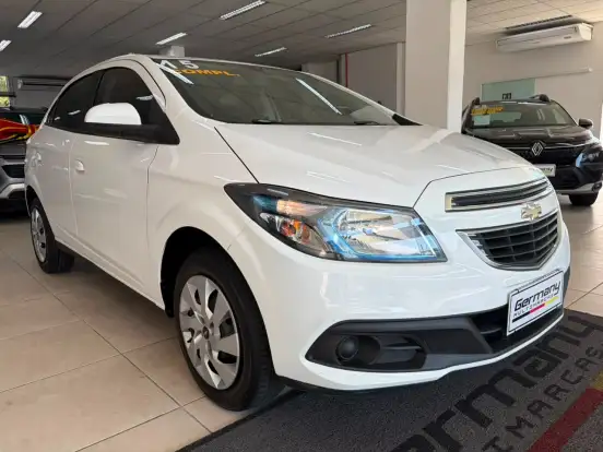 CHEVROLET-ONIX-1.4 MPFI LT 8V FLEX 4P MANUAL CHEVROLET-ONIX-2015
