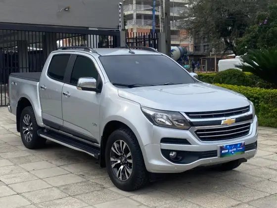 CHEVROLET S10 2.8 LTZ 4X4 CD 16V TURBO DIESEL 4P AUTOMÁTICO CHEVROLET S10 2.8 LTZ 4X4 CD 16V TURBO DIESEL 4P AUTOMÁTICO