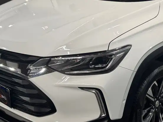 CHEVROLET-TRACKER-2022