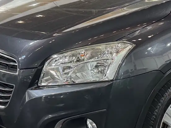 CHEVROLET-TRACKER-2016