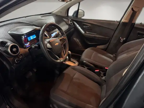 CHEVROLET-TRACKER-2016