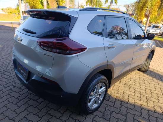 CHEVROLET-TRACKER-2022