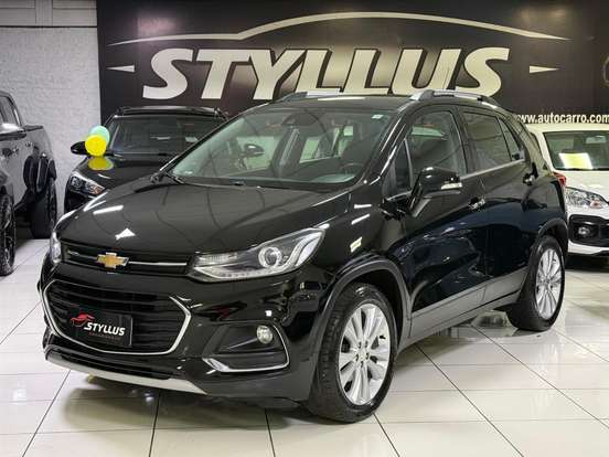 CHEVROLET-TRACKER-2017