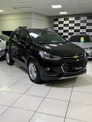 CHEVROLET-TRACKER-2017
