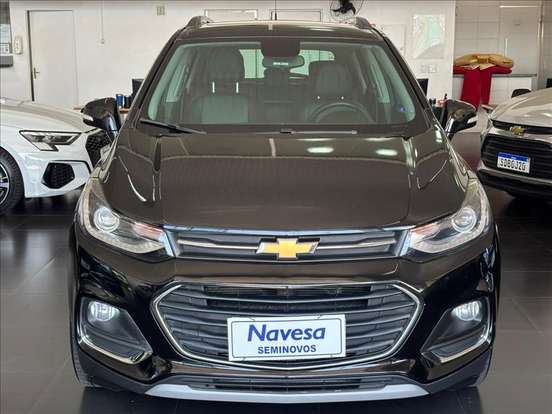 CHEVROLET-TRACKER-2017