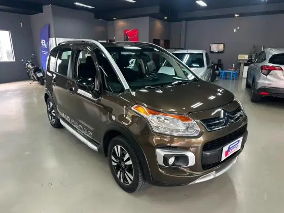 CITROËN AIRCROSS 1.6 GLX 16V FLEX 4P MANUAL CITROËN AIRCROSS 1.6 GLX 16V FLEX 4P MANUAL