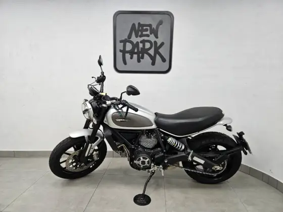 DUCATI SCRAMBLER ICON 