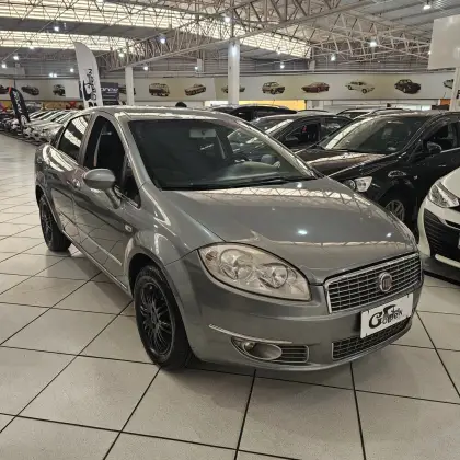 FIAT LINEA 1.9 MPI HLX 16V FLEX 4P MANUAL FIAT LINEA 1.9 MPI HLX 16V FLEX 4P MANUAL