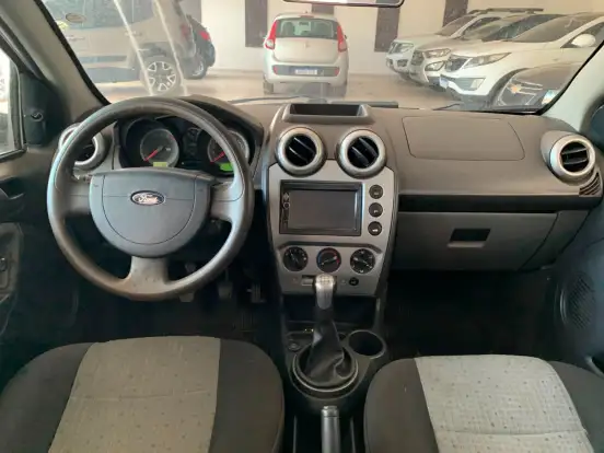 FIAT-PALIO-1.6 MPI ESSENCE 16V FLEX 4P AUTOMATIZADO FIAT-PALIO-2013