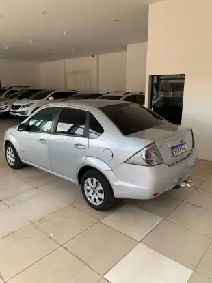 FIAT-PALIO-1.6 MPI ESSENCE 16V FLEX 4P AUTOMATIZADO FIAT-PALIO-2013