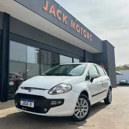 FIAT PUNTO 1.4 ATTRACTIVE 8V FLEX 4P MANUAL FIAT PUNTO 1.4 ATTRACTIVE 8V FLEX 4P MANUAL