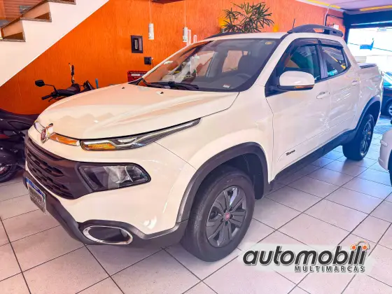 FIAT TORO 1.8 16V EVO FLEX FREEDOM AT6 FIAT TORO 1.8 16V EVO FLEX FREEDOM AT6
