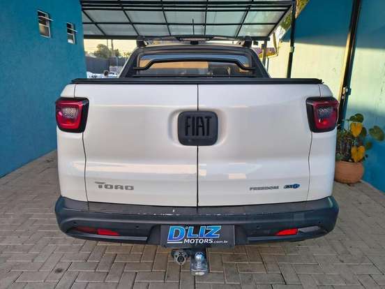 FIAT-TORO-2016