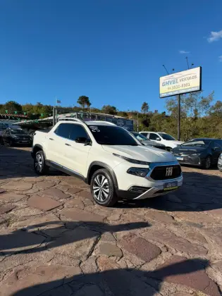 FIAT TORO 2.2 TURBO DIESEL VOLCANO 4WD AT9 FIAT TORO 2.2 TURBO DIESEL VOLCANO 4WD AT9