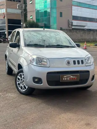 FIAT UNO 1.0 EVO VIVACE 8V FLEX 4P MANUAL FIAT UNO 1.0 EVO VIVACE 8V FLEX 4P MANUAL