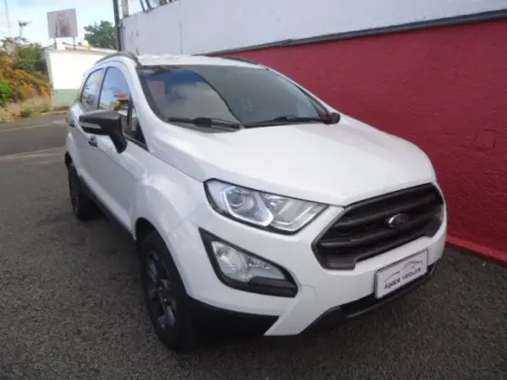 FORD ECOSPORT 1.5 TI-VCT FLEX FREESTYLE AUTOMÁTICO FORD ECOSPORT 1.5 TI-VCT FLEX FREESTYLE AUTOMÁTICO