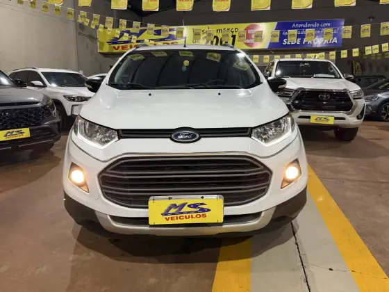 FORD ECOSPORT 1.6 FREESTYLE 16V FLEX 4P MANUAL FORD ECOSPORT 1.6 FREESTYLE 16V FLEX 4P MANUAL