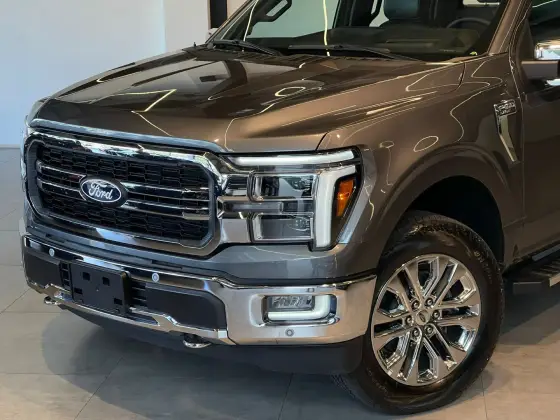FORD F-150 5.0 V8 GASOLINA CD LARIAT FX4 AUTOMÁTICO FORD F-150 5.0 V8 GASOLINA CD LARIAT FX4 AUTOMÁTICO