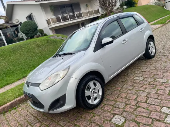 FORD FIESTA 1.0 ROCAM HATCH 8V FLEX 4P MANUAL FORD FIESTA 1.0 ROCAM HATCH 8V FLEX 4P MANUAL
