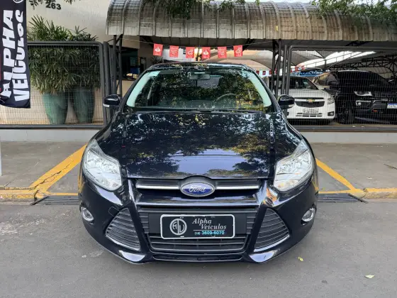 FORD FOCUS 2.0 SE 16V FLEX 4P POWERSHIFT