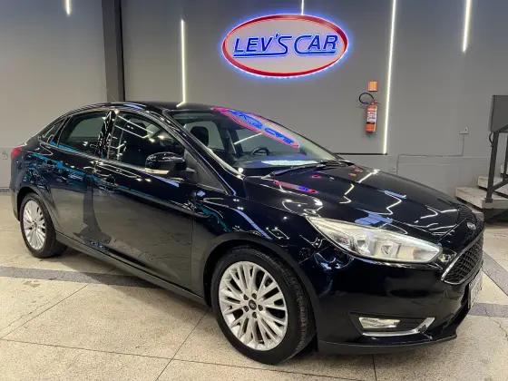 FORD FOCUS 2.0 SE PLUS FASTBACK 16V FLEX 4P POWERSHIFT FORD FOCUS 2.0 SE PLUS FASTBACK 16V FLEX 4P POWERSHIFT